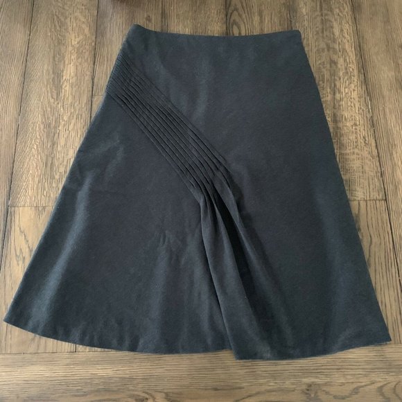Anthropologie Dresses & Skirts - Anthropologie Skirt Women's 6 Gray Midi Pleats A-Line Business Attire